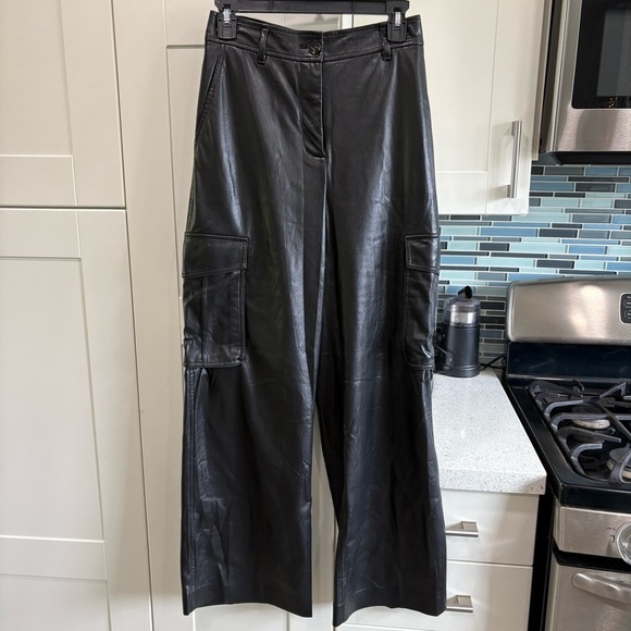 Aritzia Bridger Cargo Pant faux leather - Picture 3 of 8
